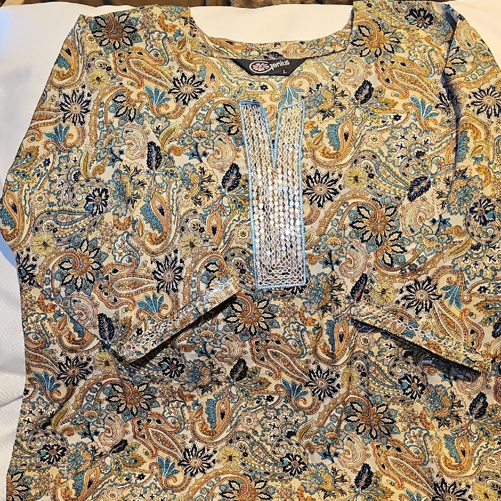 Genius Paisley Women's Blouse With Sequin Detail On Front Womans Large